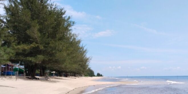 Menengok Kawasan Wisata Bahari, Pantai Ujung Pandaraan