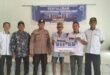 Saksikan Penyaluran BLT-DD di Teluk Betung, Bhabinkamtibmas Sampaikan Pesan Kapolsek Karau Kuala