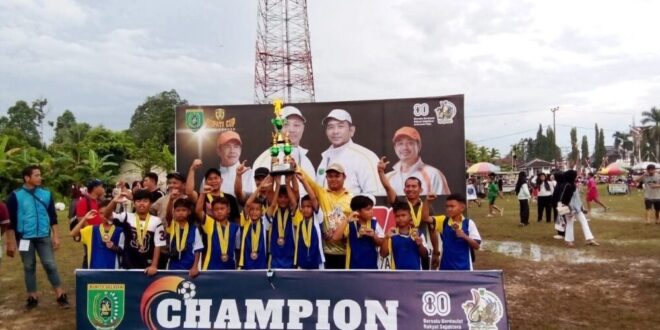 Taklukkan Lawannya, MTs Miftahul Jannah Mengkatip Juarai Bupati Cup Barsel 2025 U-14