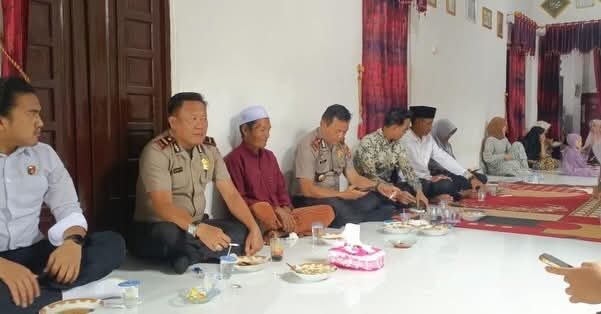 Tak Hanya di Kantor, Kapolsek Karau Kuala Rutin Blusukan Demi Keamanan Warga