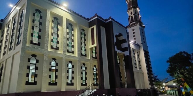 Getaran Iman di Bulan Rajab, Jamaah Padati Masjid Ar-Abrar Peringati Isra Mi’raj dan Haul Guru Sekumpul