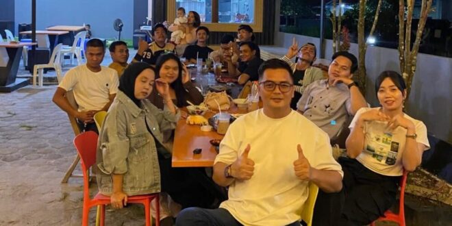 Bukan Sekadar Bisnis, Keakraban Owner dan Karyawan jadi Kunci Sukses Bengkel Las Karya Indah