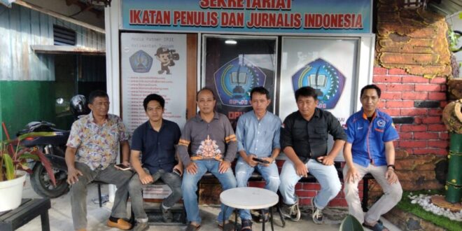 IPJI Kalteng Tegaskan Jurnalisme Positif, DPC Pulang Pisau Resmi Terima SK