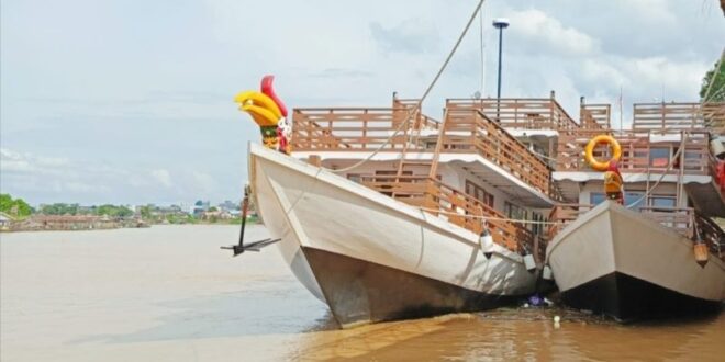 Ikon Pariwisata Sungai yang Tak Pernah Beroperasi, Kapal Wisata Ini Masih Terparkir