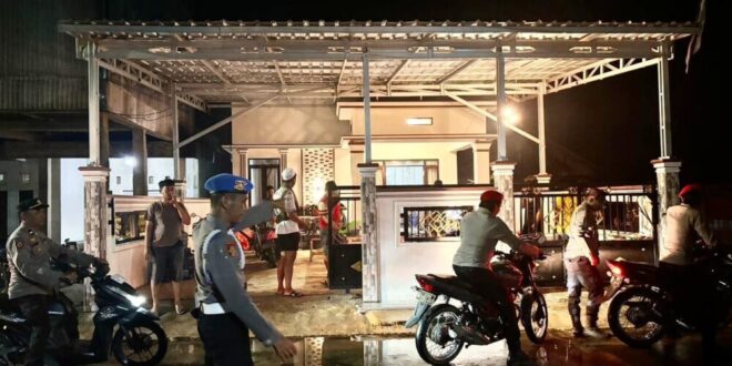 Patroli Ramadan, Polsek Karau Kuala Intensifkan Pengamanan Malam di Permukiman Warga