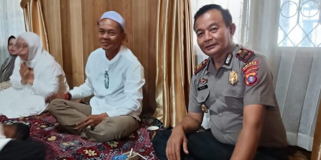Menguatkan Silaturahmi dan Kamtibmas, Kapolsek Karau Kuala Sambangi Warga