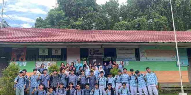 Bangun Asa Pelajar, PT TOP Hadirkan Motivasi dan Edukasi untuk Siswa Tumpung Lahung