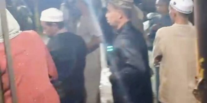 Gotong Royong Tetap Hidup di Bangkuang, Warisan Huma Betang yang Menguatkan Kebersamaan Warga